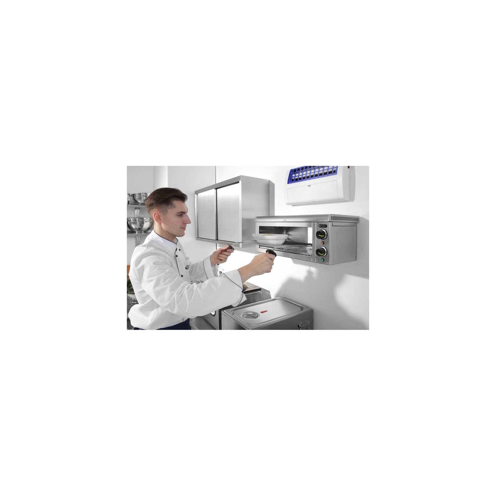 Salamander zur Wandmontage, 230V/2000W, 610x450x(H)275mm