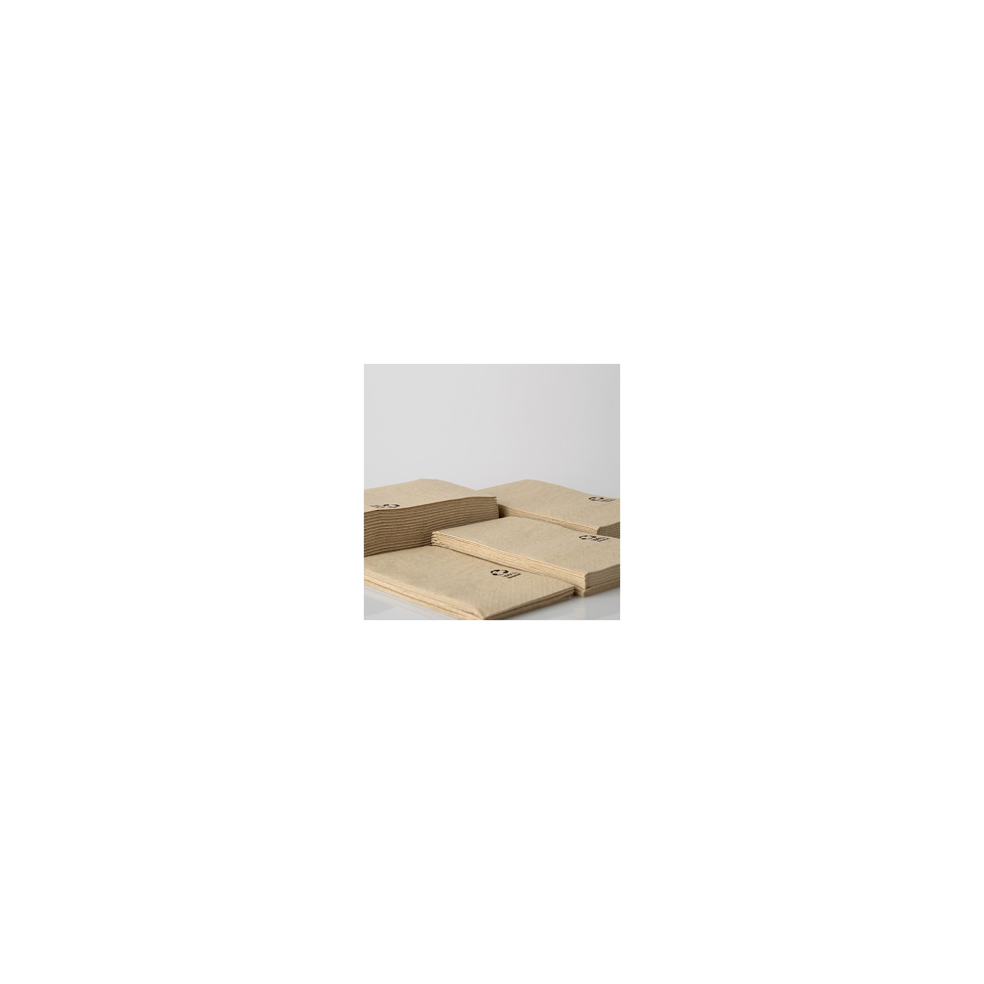 Servietten, 3-lagig 1/8-Falz 33 cm x 33 cm natur aus recyceltem Papier