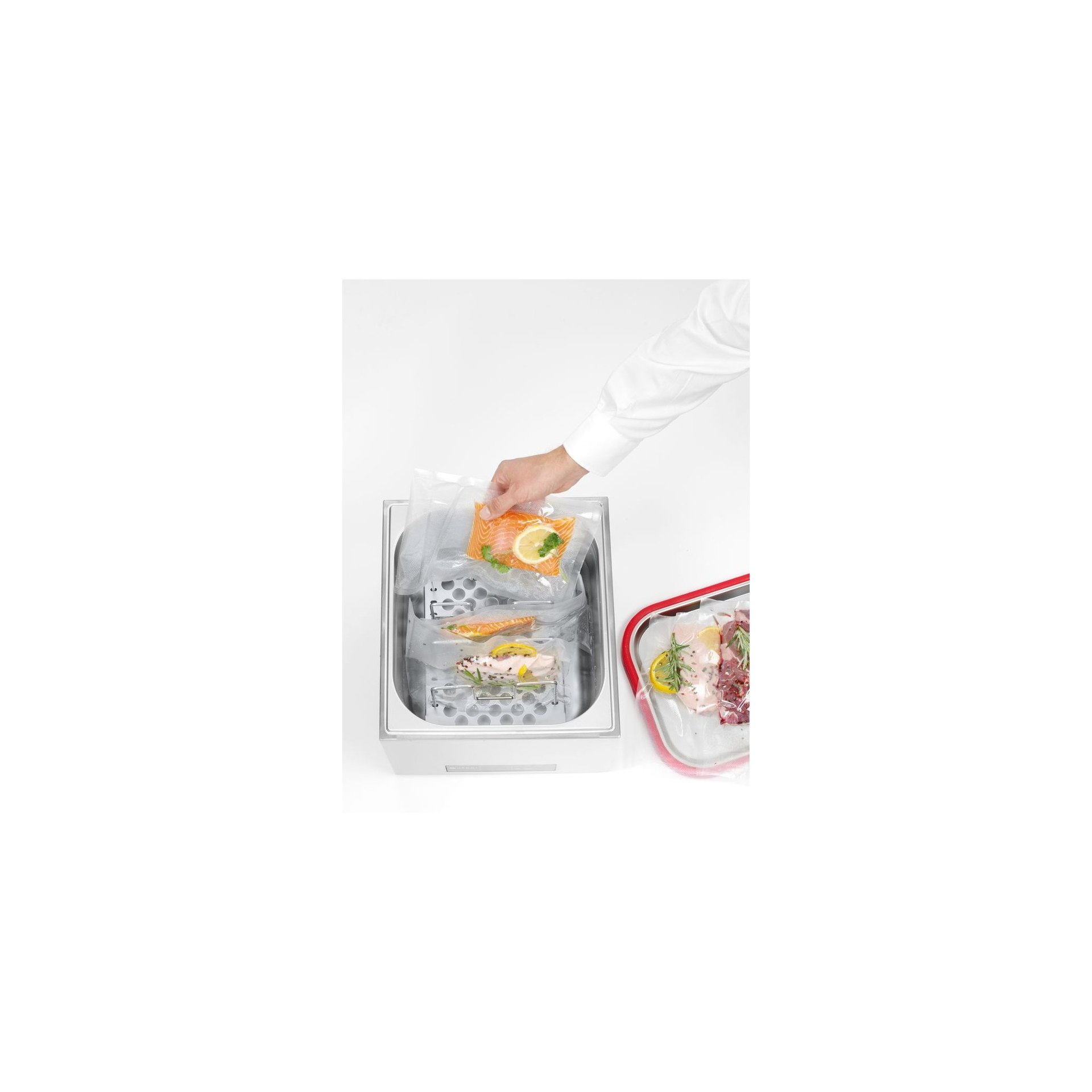 Sous-Vide-Gerät GN 2/3, 13L, 230V/400W, 343x395x(H)255mm Sous-Vide-Gerät GN 2/3, 13L, 230V/400W, 343x395x(H)255mm